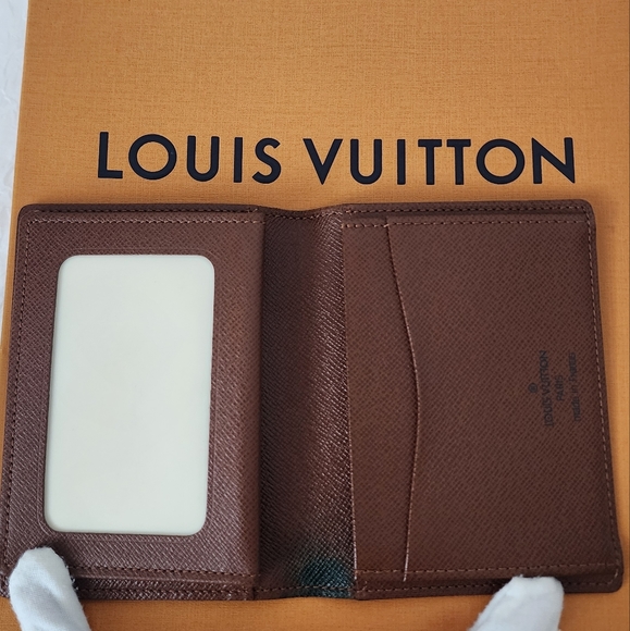 Auth Louis Vuitton Monogram Bifold ID Wallet - Picture 9 of 9